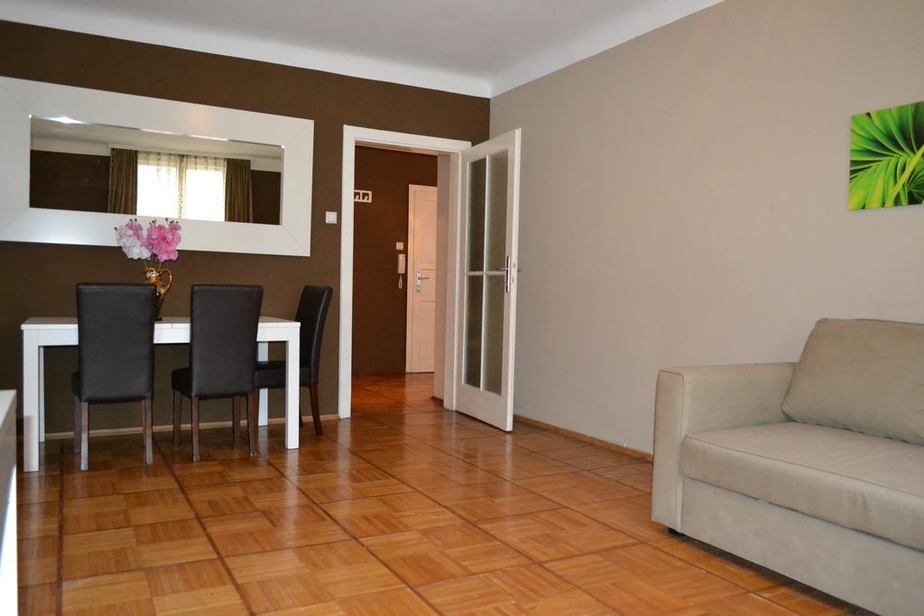וינה Goldfisch Apartment Hoher Markt מראה חיצוני תמונה
