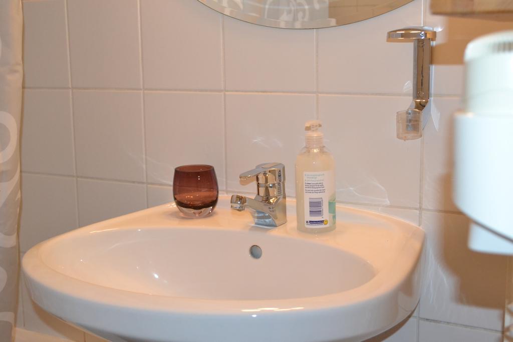 וינה Goldfisch Apartment Hoher Markt מראה חיצוני תמונה