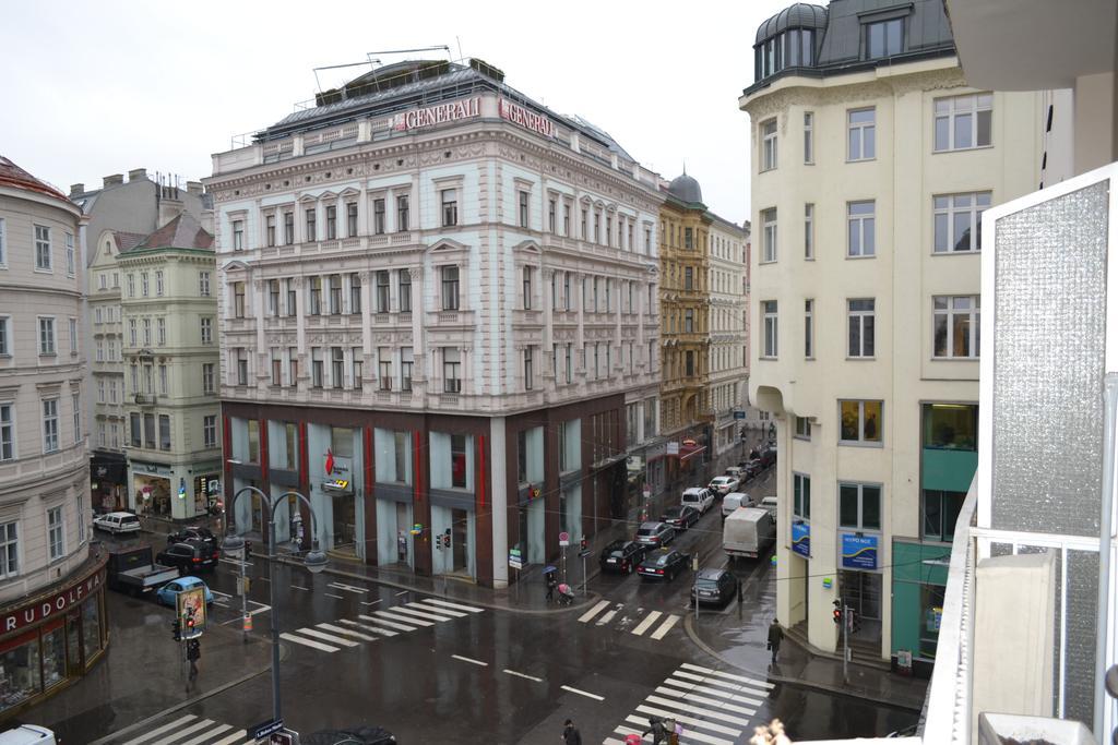 וינה Goldfisch Apartment Hoher Markt מראה חיצוני תמונה